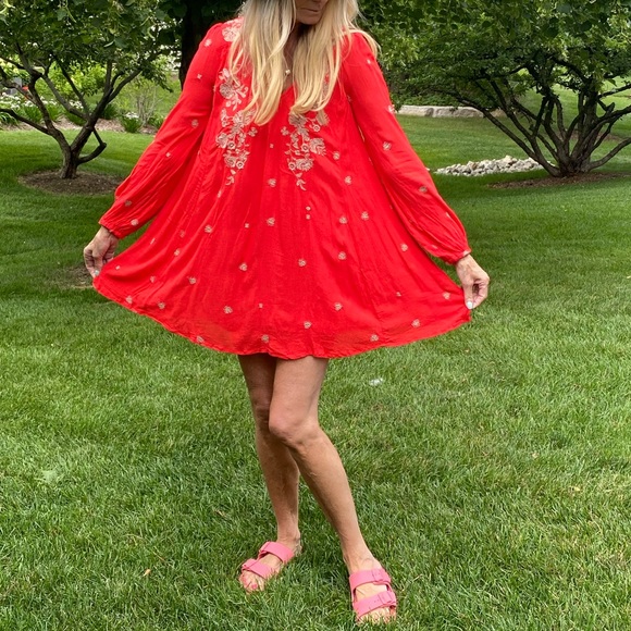 Free People Dresses & Skirts - Free People Sweet Tennessee red embroidered dress